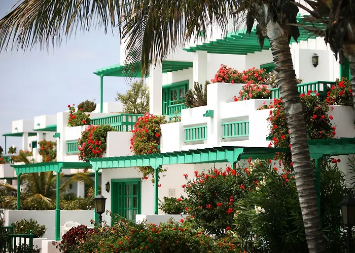 Nazaret Apartments