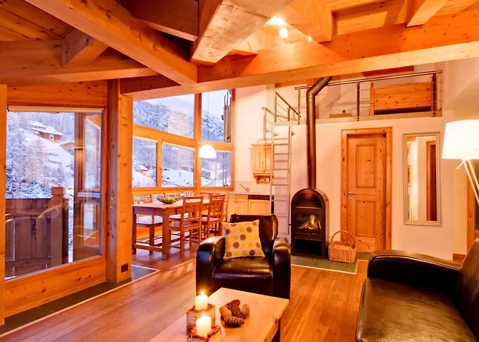 22 Summits Apartments