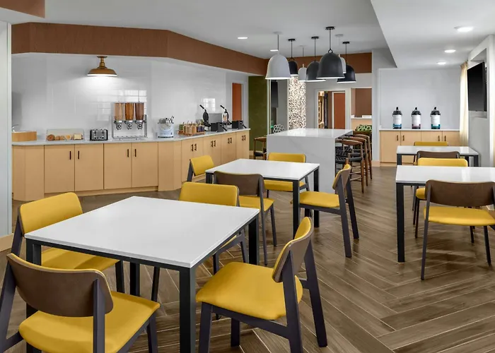 Fairfield Inn & Suites Saginaw