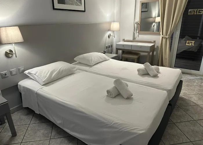 Karis Hotel