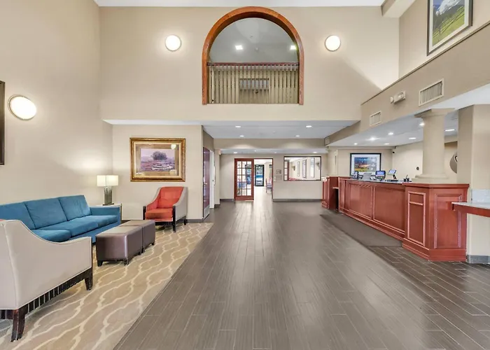 Comfort Suites Lakewood - Denver