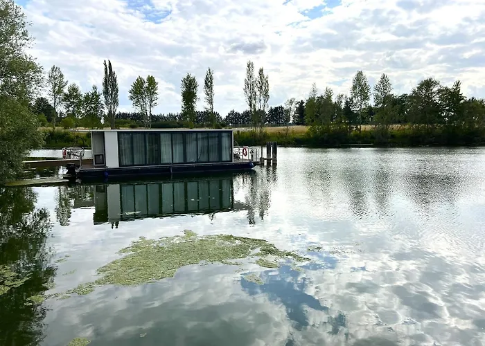 L'Escale Royale Verneuil-sur-Seine