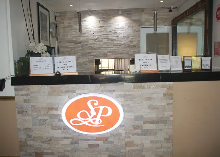 Spring Plaza Hotel