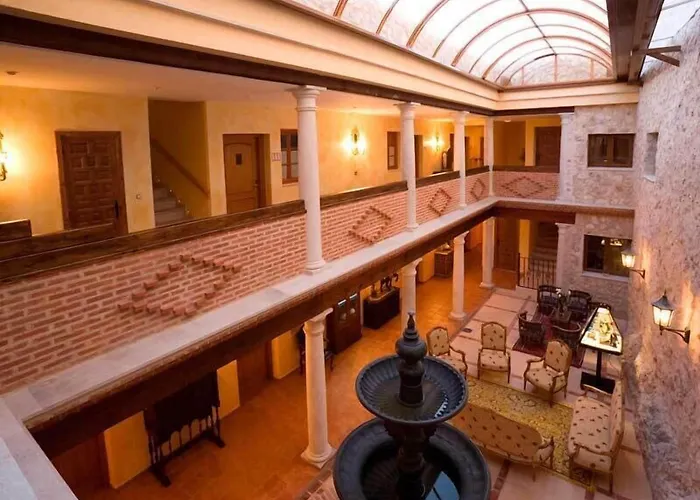 Residencia Real del Castillo de Curiel
