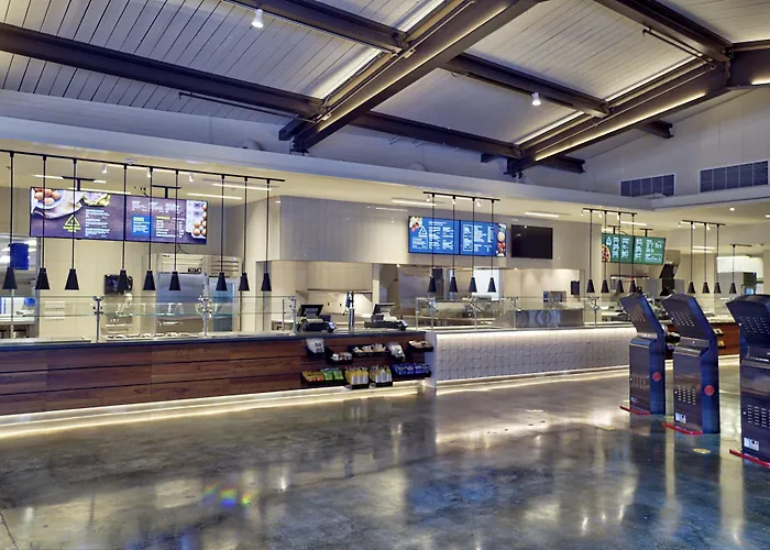 Yosemite Valley Lodge