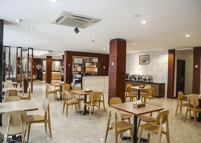 Hana Hotel