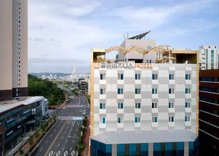 Golden Business Hotel