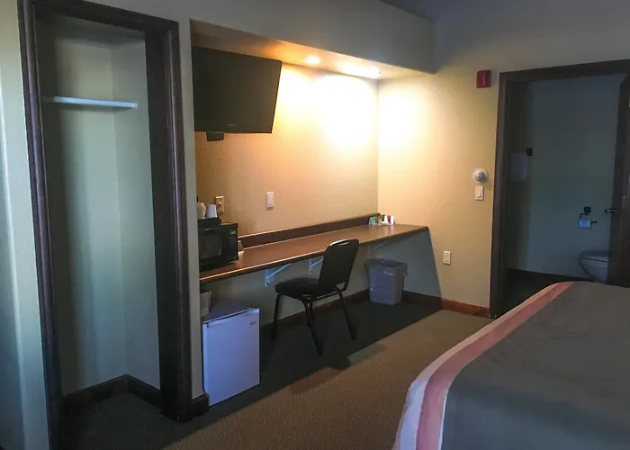 Kenai Airport Hotel