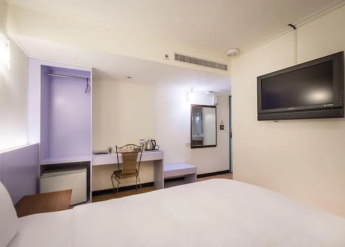 Apple Hotel