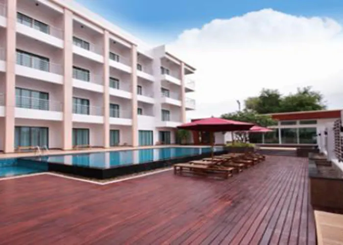Paragon Suites Resort