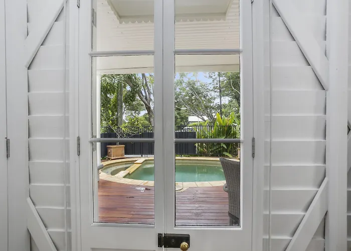 Port Douglas Cottage & Lodge