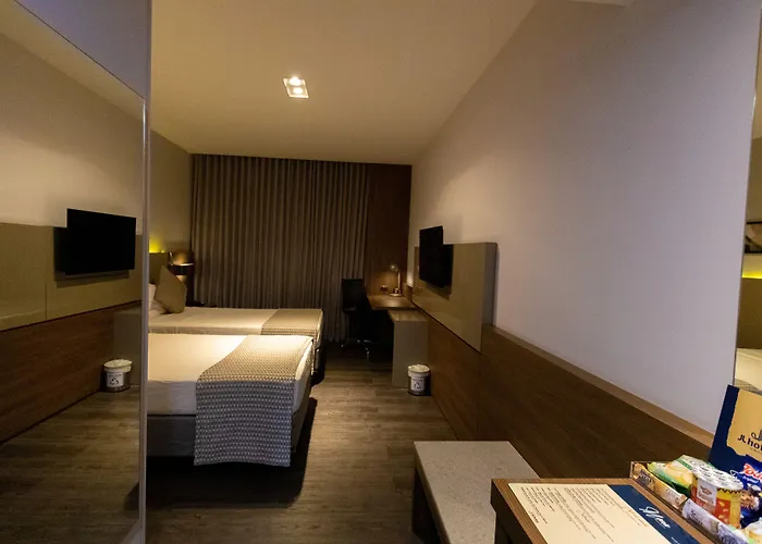 Jl Hotel By Bourbon