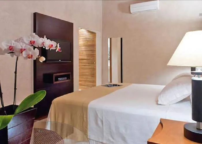 Abayomi Hotel