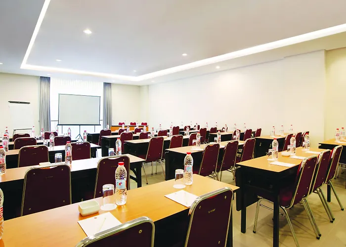 Amaris Hotel Darmo Surabaya