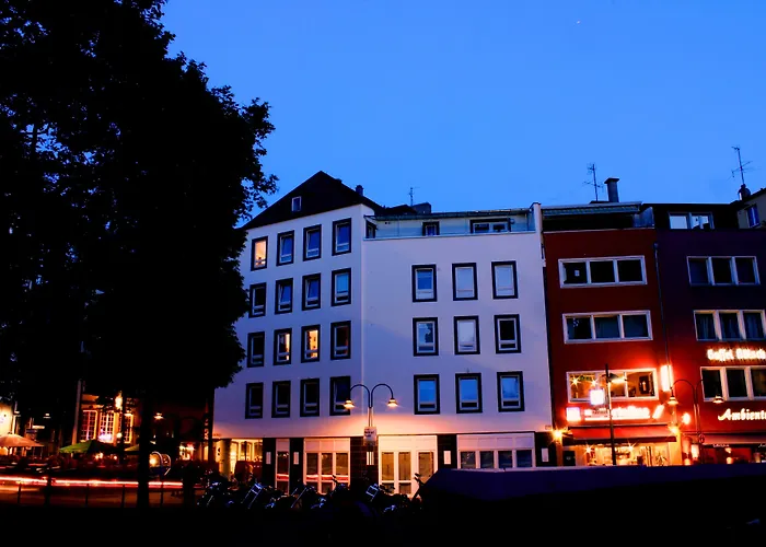 Koncept Hotel Zum Kostbaren Blut