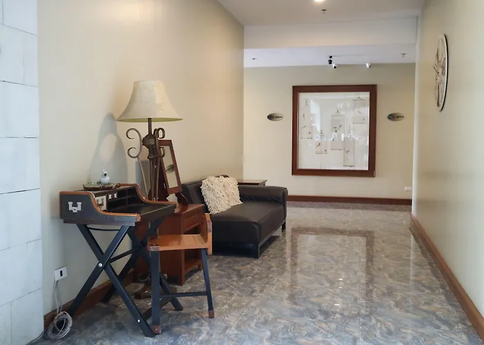 Paragon Hotel And Suites