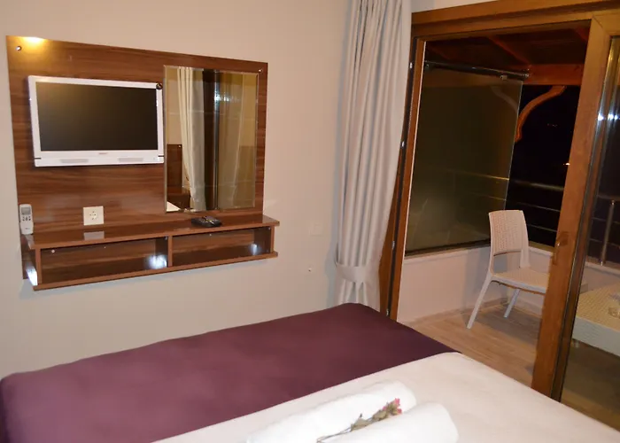 Ada Palas Otel