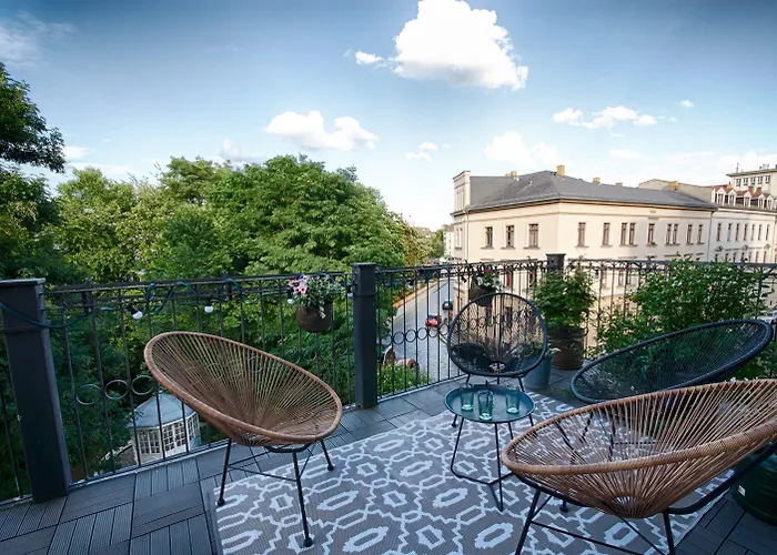 Cora Apartments