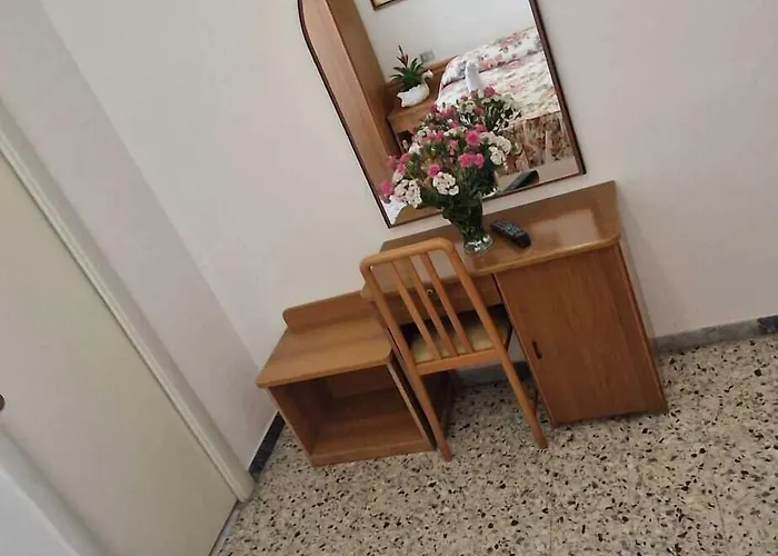 Hotel Dora