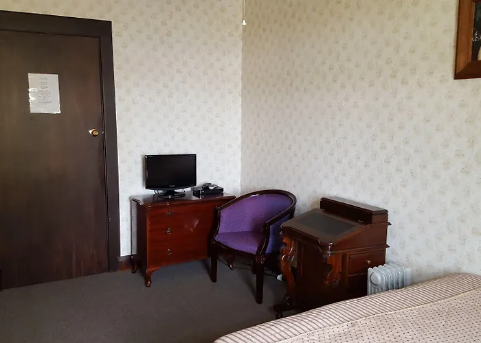 Foveaux Hotel