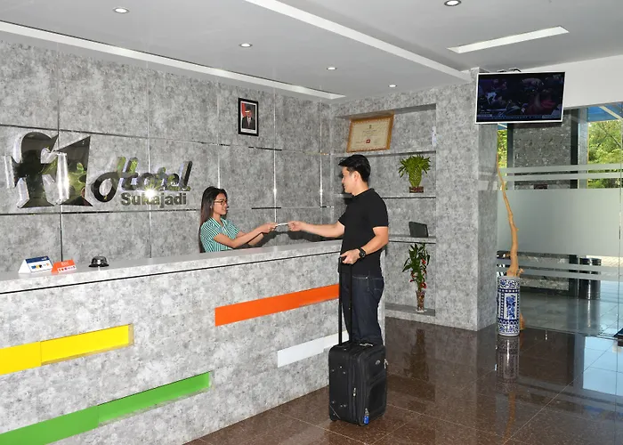 Fresh One Hotel