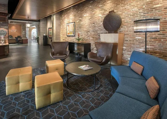 Inn & Suites Baltimore Downtown/Inner Harbor