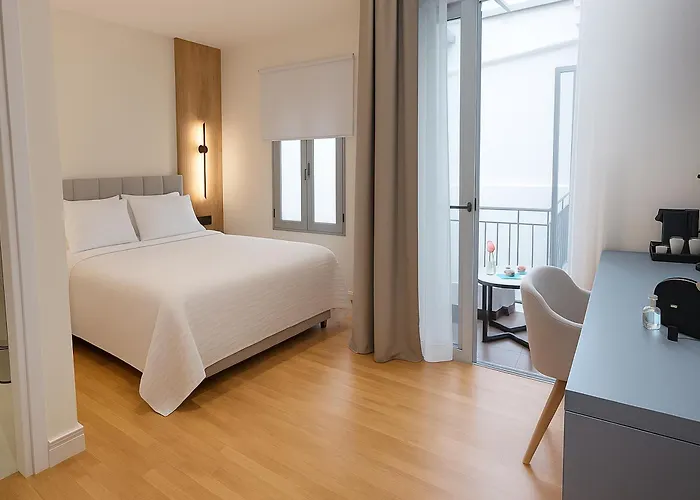 Elite Patras Suites