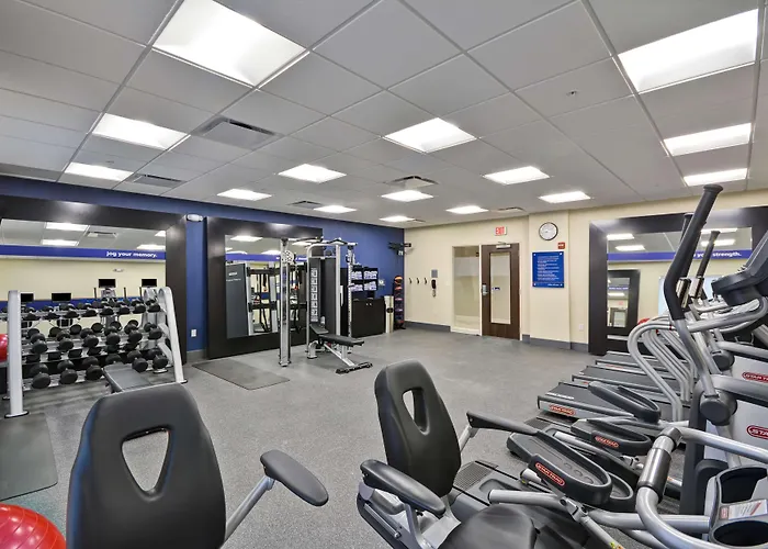Hampton Inn Livonia Detroit