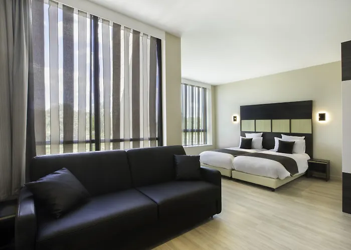 Best Western Plus Hotel Escapade Senlis