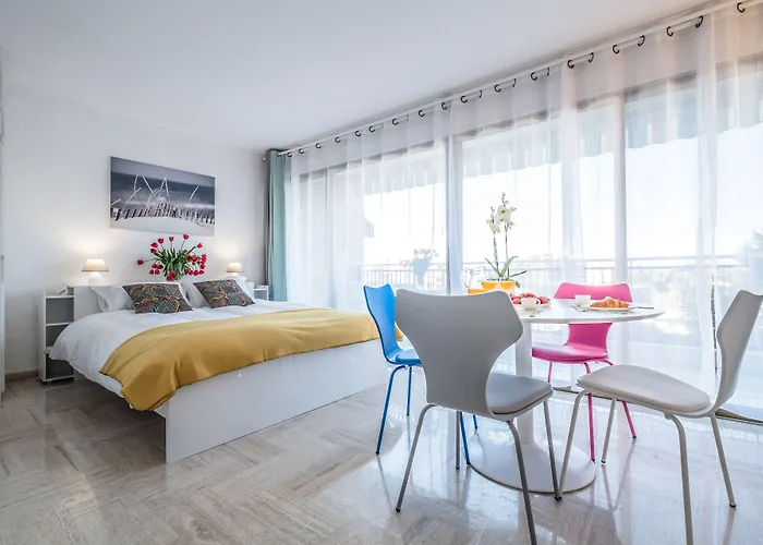 Appart Hotel Mandelieu