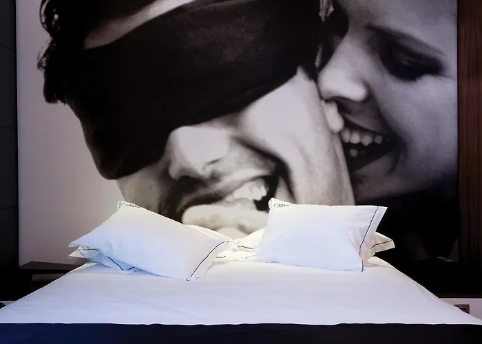 Mood - Private Suites