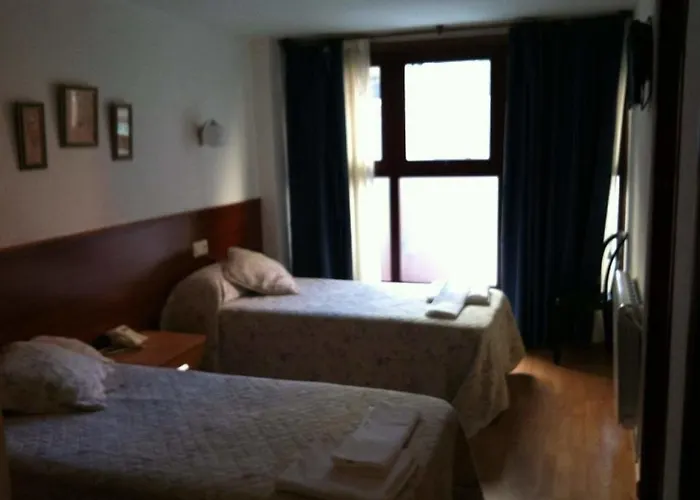Hostal Adelia