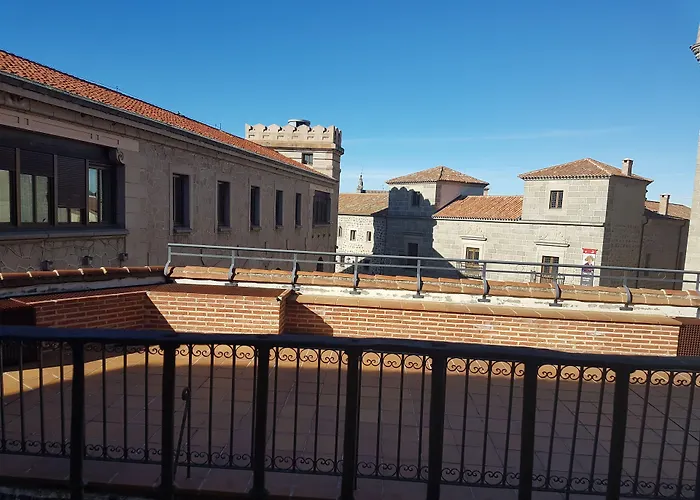 Palacio Duque de Tamames - HOTEL EL RASTRO