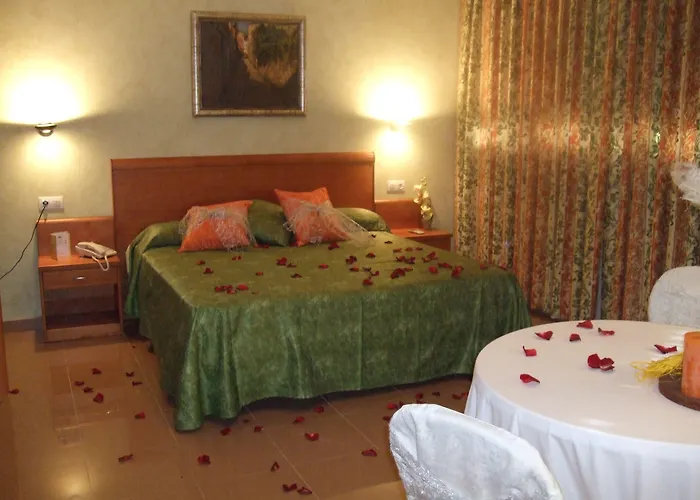 Hotel Fonda Neus