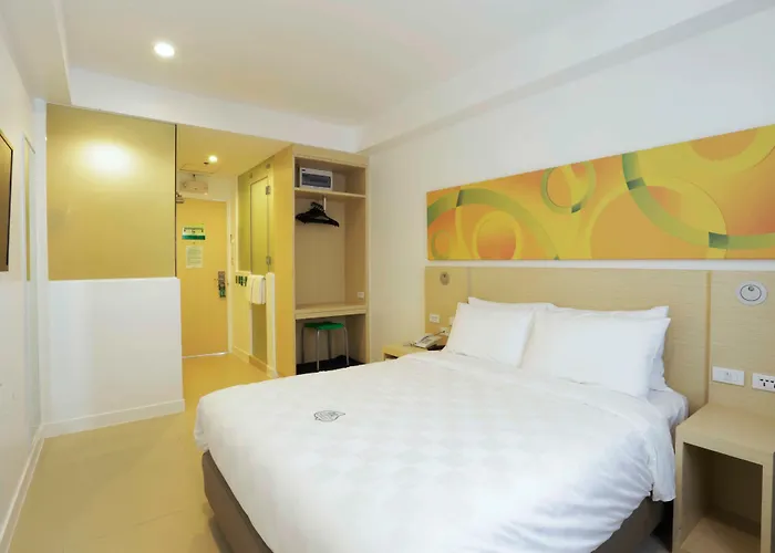 Go Hotels Timog