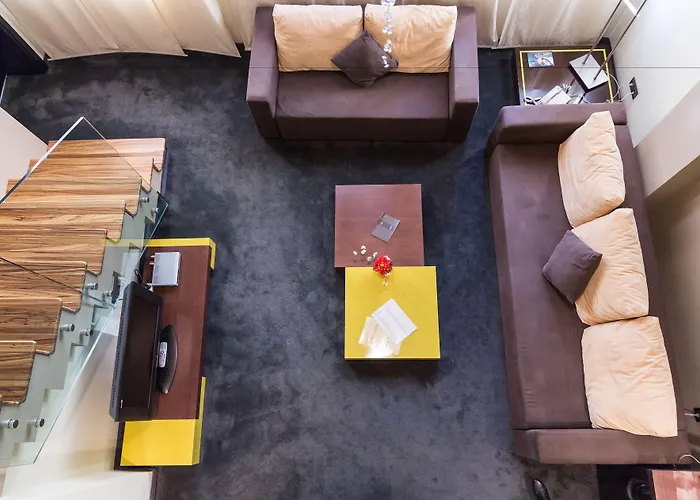 Cosmopolitan Hotel & Wellness