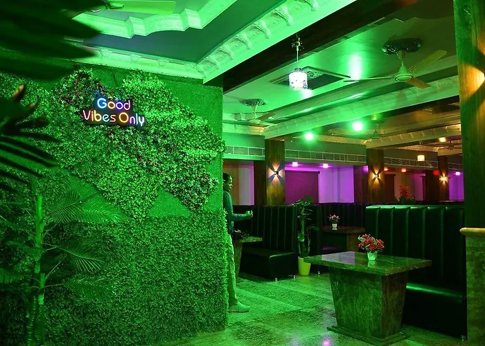 Ganpati Plaza Hotel