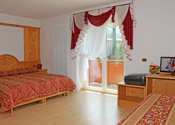 Hotel La Roccia