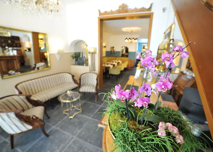 Hotel Rheinischer Hof