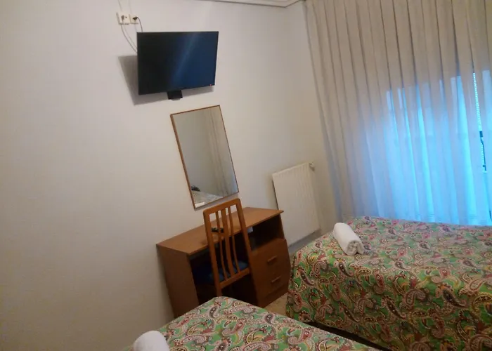 Pension Cinco Villas