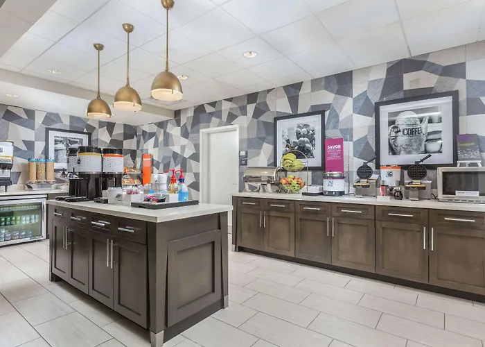 Hampton Inn & Suites Reno/Sparks