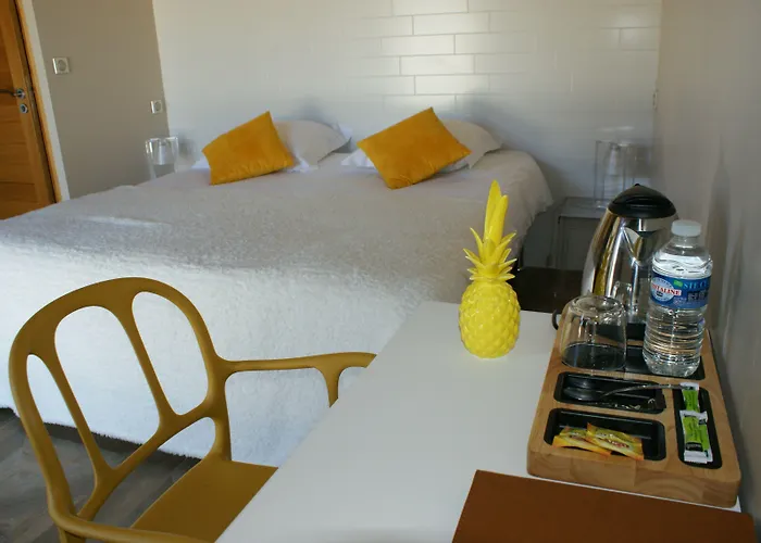 What Else Hotel