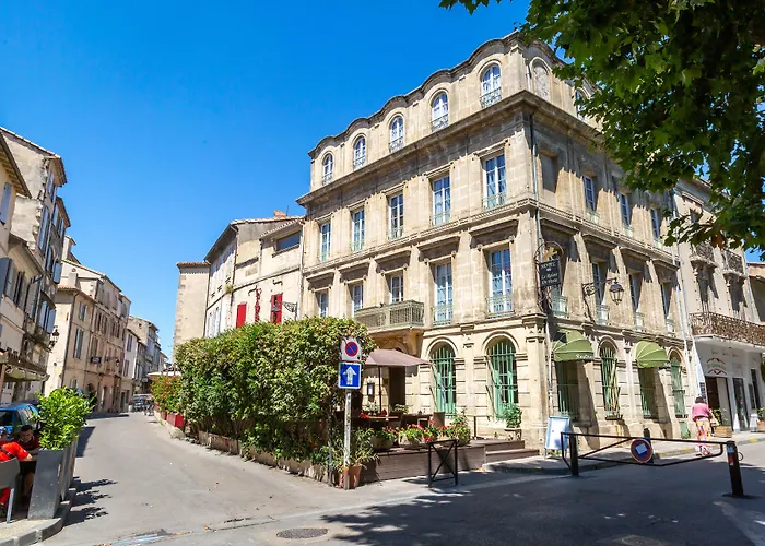 Hotel Le Relais De Poste Arles Centre Historique