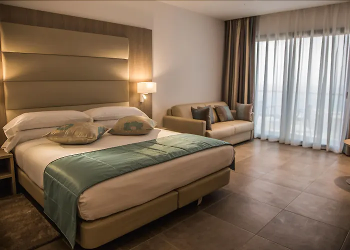 Az Hotels Zephyr