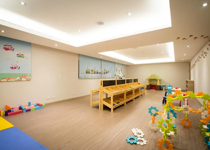 Full Kind Hotel