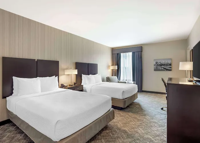 Best Western Plus Philadelphia-Pennsauken Hotel