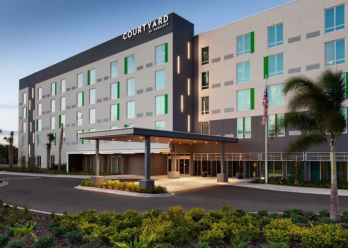 Courtyard By Marriott Winter Haven
