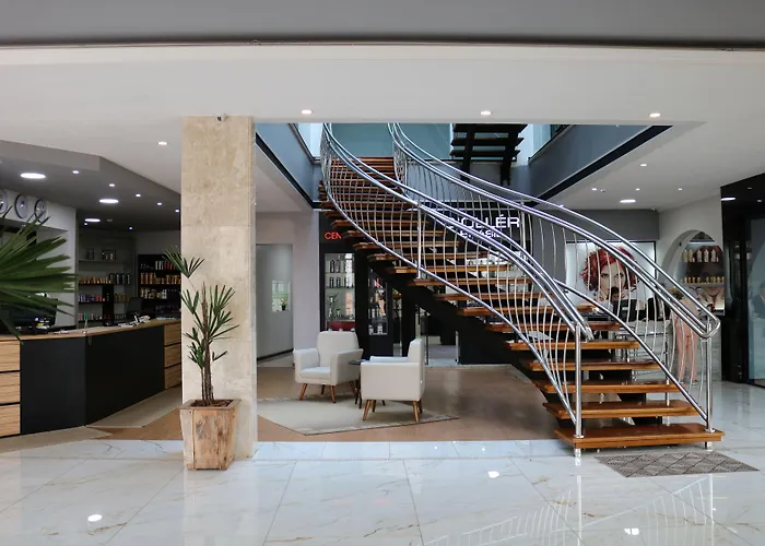 Riellis Center Hotel