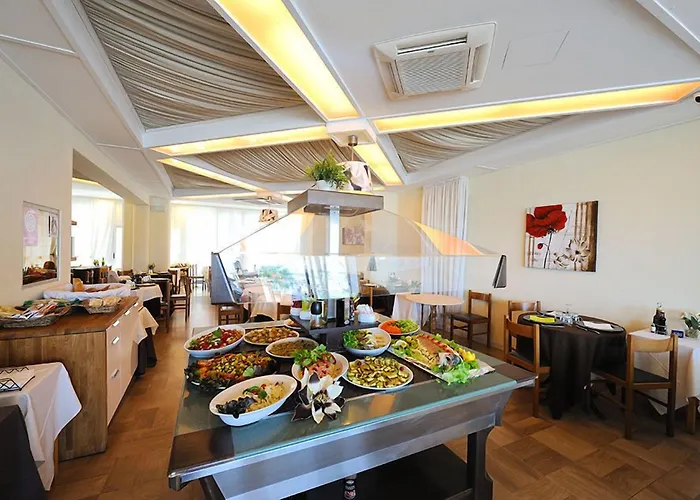Hotel Thea