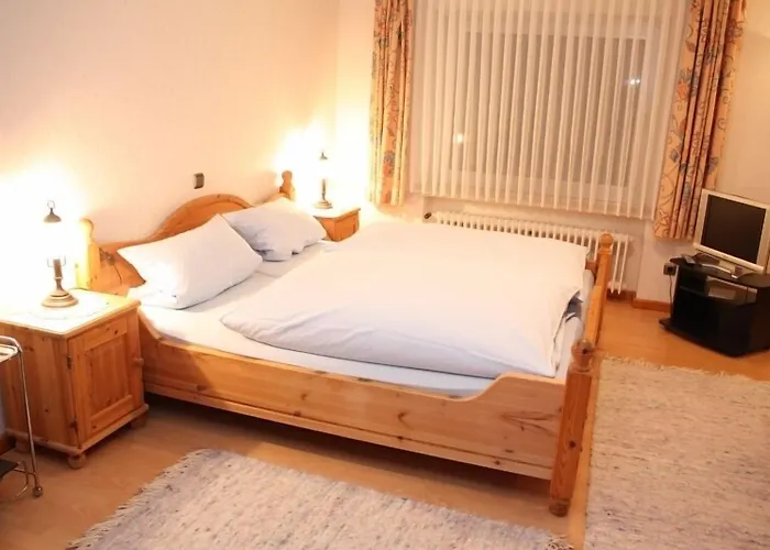 Zum Lindenbaum